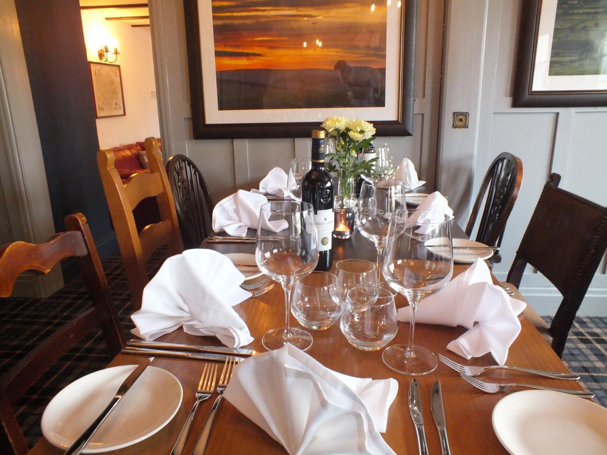 Devonshire Arms Inn Cracoe Екстер'єр фото